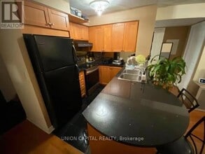 18 Kenaston Gardens in Toronto, ON - Building Photo - Building Photo