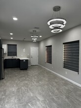 1002 Sugar Garden Drive, Unit 1 in Pharr, TX - Building Photo - Building Photo