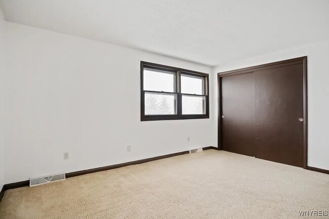 313 Kaymar Dr in Buffalo, NY - Building Photo - Building Photo