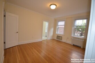 11 Chauncy St, Unit 3 in Cambridge, MA - Foto de edificio - Building Photo