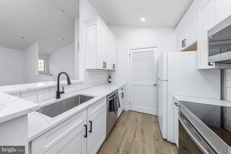 56 Crestmont Dr in Mantua, NJ - Building Photo - Building Photo