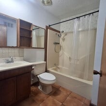 212 W San Vicente St in Silver City, NM - Building Photo - Building Photo