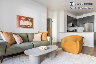 2333 Calle Del Mundo, Unit PL FL4-ID2140 in Santa Clara, CA - Foto de edificio - Building Photo