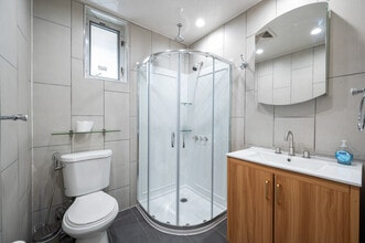 318 E 62nd St, Unit SI ID1323935P in New York, NY - Building Photo - Building Photo