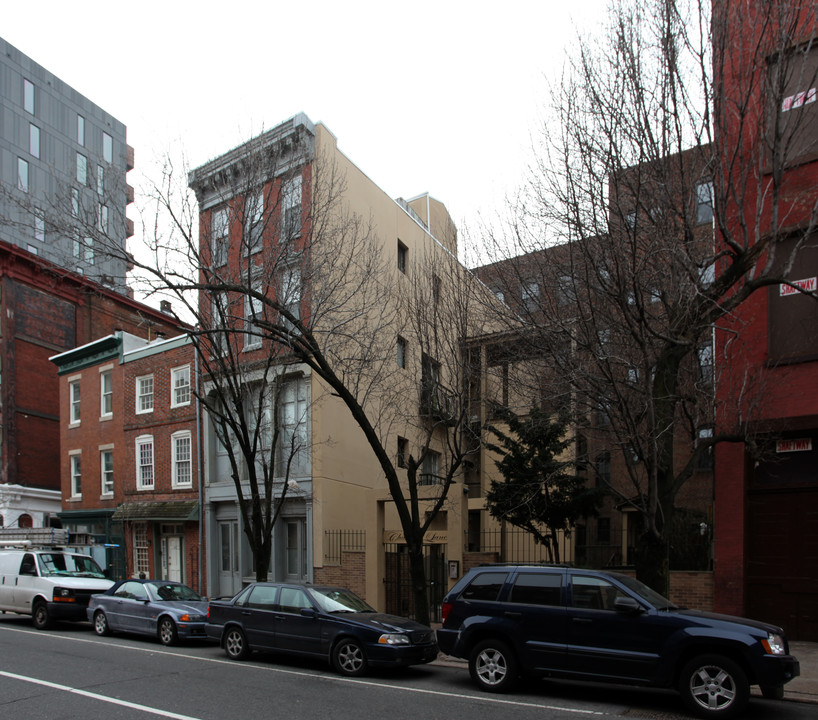 Chancery Lane Apartments in Philadelphia, PA - Building Photo