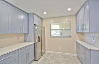 776 Landover Cir, Unit 101 in Naples, FL - Building Photo - Building Photo