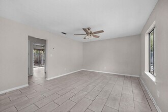 131 Bayou View Dr in Fort Walton Beach, FL - Building Photo - Building Photo