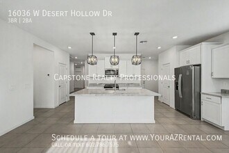 16036 W Desert Hollow Dr in Sun City West, AZ - Building Photo - Building Photo