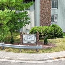 802 Claytor Square in Blacksburg, VA - Building Photo - Building Photo