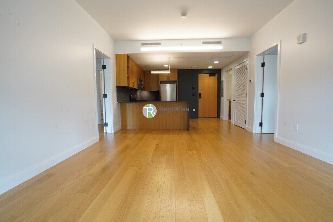 83 Gardner St in Boston, MA - Building Photo