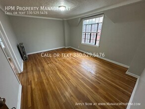 1352 Kenilworth Ave in Lakewood, OH - Building Photo - Building Photo