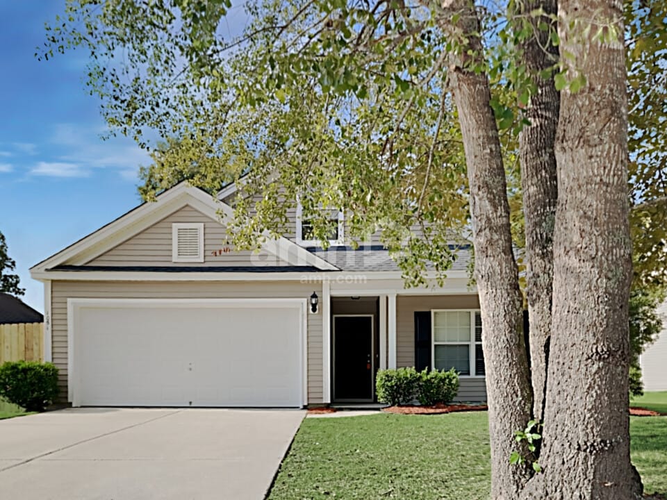 1051 Briar Rose Ln in Ladson, SC - Building Photo