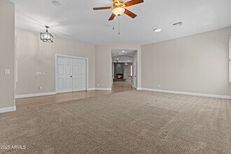9733 W Hedge Hog Pl in Peoria, AZ - Building Photo - Building Photo