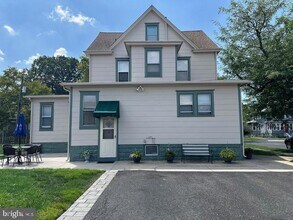 101 Newton Ave in Oaklyn, NJ - Building Photo - Building Photo