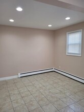 416 Virginia Ave, Unit 1 in Jersey City, NJ - Building Photo - Building Photo