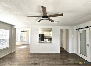 1648 Dogwood Ln in Schertz, TX - Foto de edificio - Building Photo