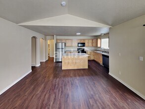 4968 W Diamondback Dr in Riverton, UT - Building Photo - Building Photo