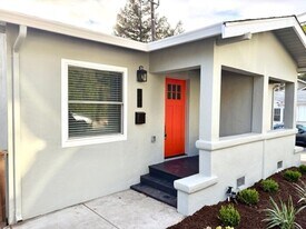 1204 Willow St in Martinez, CA - Building Photo