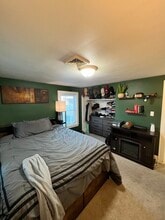 139 Hall Avenue, Unit 2 in Wallingford, CT - Building Photo - Building Photo