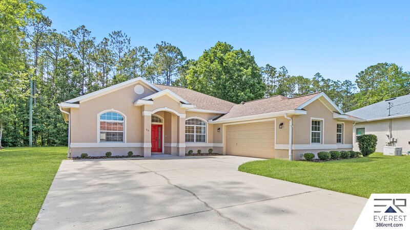 59 Woodlawn Dr in Palm Coast, FL - Building Photo