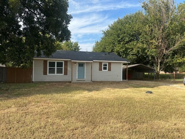 property at 106 E Florida Ave