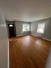 975 Clifford Ave in Akron, OH - Building Photo - Building Photo