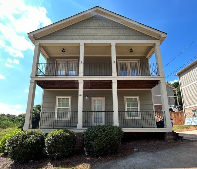 property at 121 North Ave