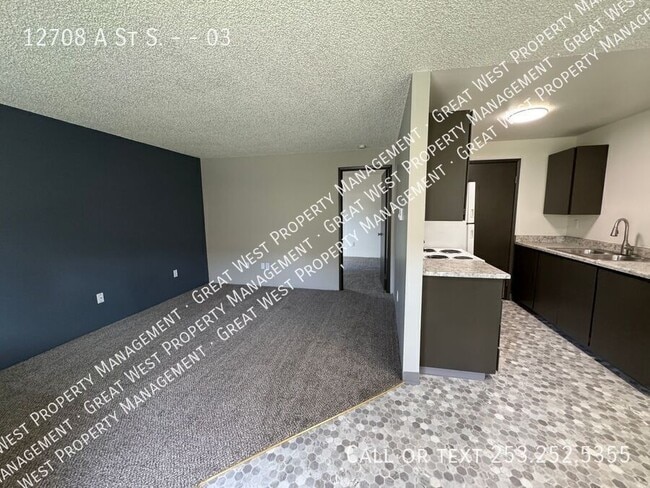 12708 A St S in Parkland, WA - Building Photo - Building Photo