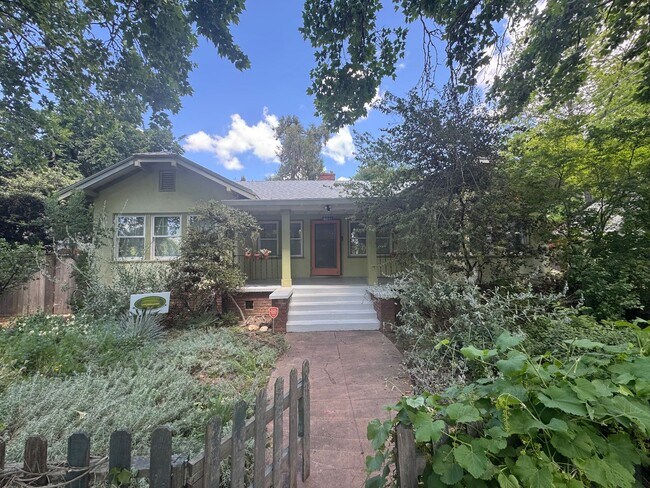 5011 San Francisco Blvd in Sacramento, CA - Building Photo - Building Photo
