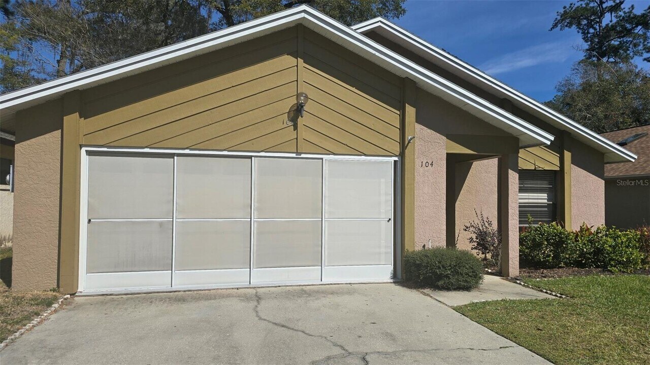 1020 NE 30th Ave in Ocala, FL - Building Photo