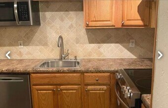 18333 Roehampton Dr in Dallas, TX - Foto de edificio - Building Photo