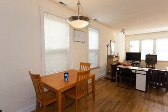 1720 W North Ave, Unit J08P in Chicago, IL - Building Photo - Building Photo