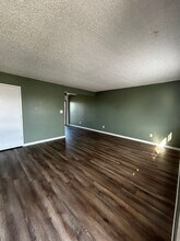 2716 Eissler St in Bakersfield, CA - Building Photo - Building Photo