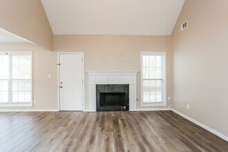 12063 Harbour Town Pkwy in Fayetteville, GA - Building Photo - Building Photo