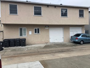 52 Roswell Ave in Long Beach, CA - Building Photo - Building Photo