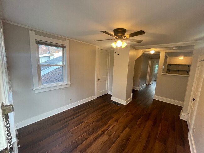 117 N 5th St, Unit 2 in Madison, WI - Building Photo - Building Photo