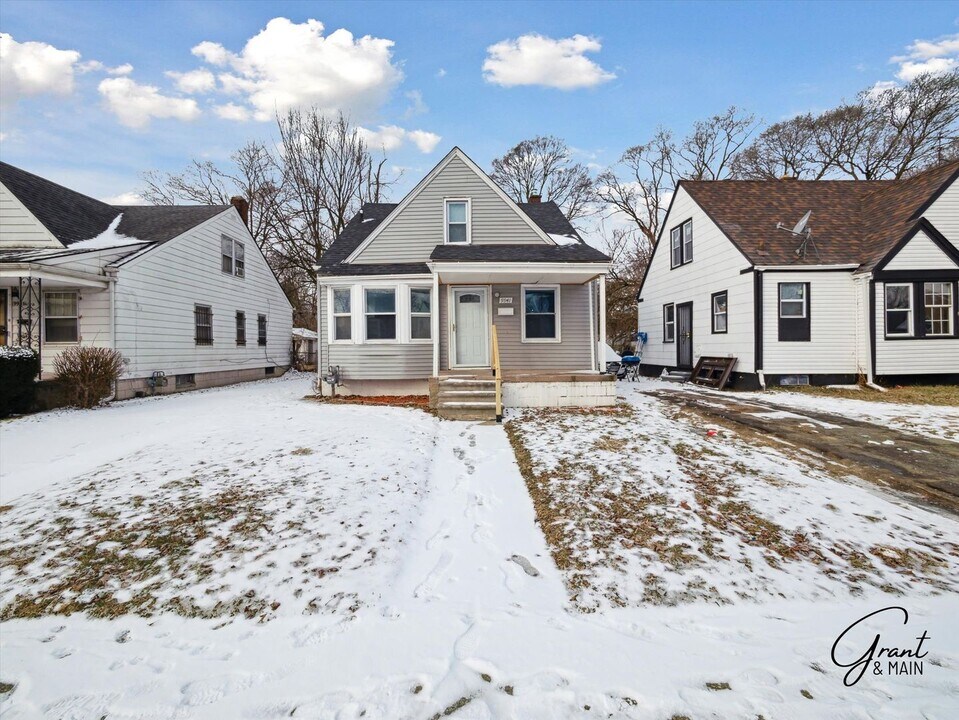 9941 Minock St in Detroit, MI - Building Photo