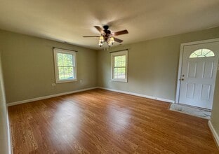 3130 Long Acre Rd in Palmyra, VA - Building Photo - Building Photo