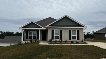 13236 Cavalier St in Spanish Fort, AL - Building Photo