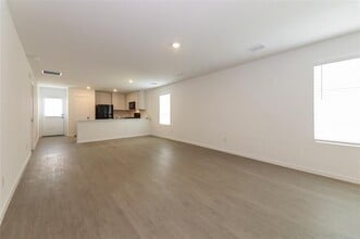 2056 Sulky Ln in Aubrey, TX - Building Photo - Building Photo