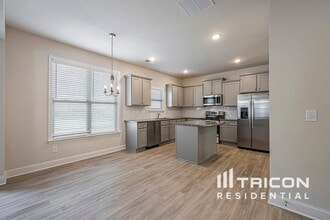 228 Margrave Dr in Holly Springs, GA - Building Photo - Building Photo