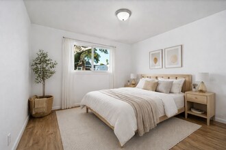 340 College Ave, Unit 340 in Santa Rosa, CA - Foto de edificio - Building Photo