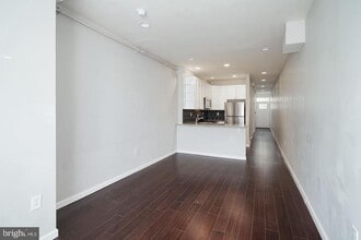 2408 W Thompson St in Philadelphia, PA - Building Photo - Building Photo