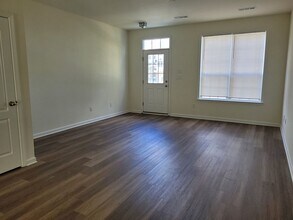 130 Lexington Pl in Dover, DE - Building Photo - Building Photo