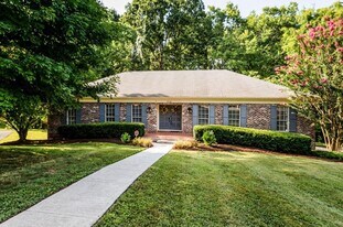 8120 Ainsworth Dr NW in Knoxville, TN - Building Photo