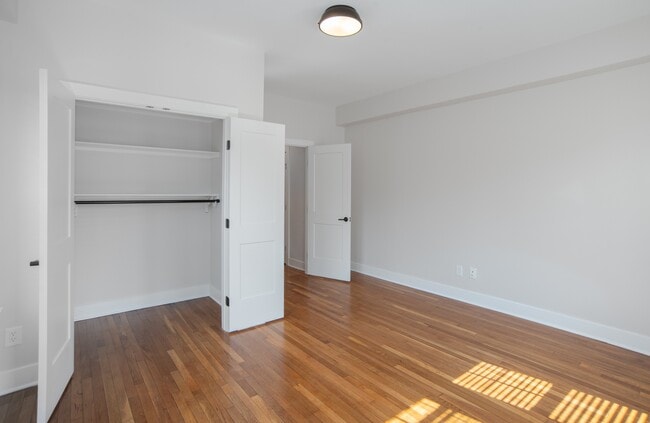 1830 R Apartments in Washington, DC - Building Photo - Building Photo