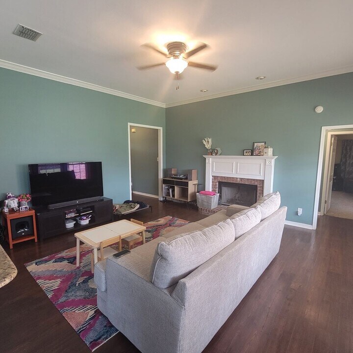 6010 Pepperwood Cir in Bossier City, LA - Building Photo