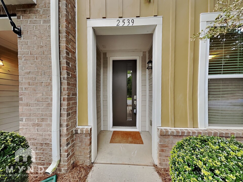 2539 Statesville Ave, Unit 1 in Charlotte, NC - Building Photo