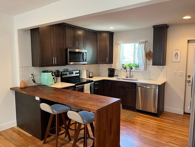 property at 3163 N Saint Paul St