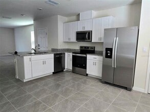 2723 Golden Trout Ln in Edgewater, FL - Building Photo - Building Photo